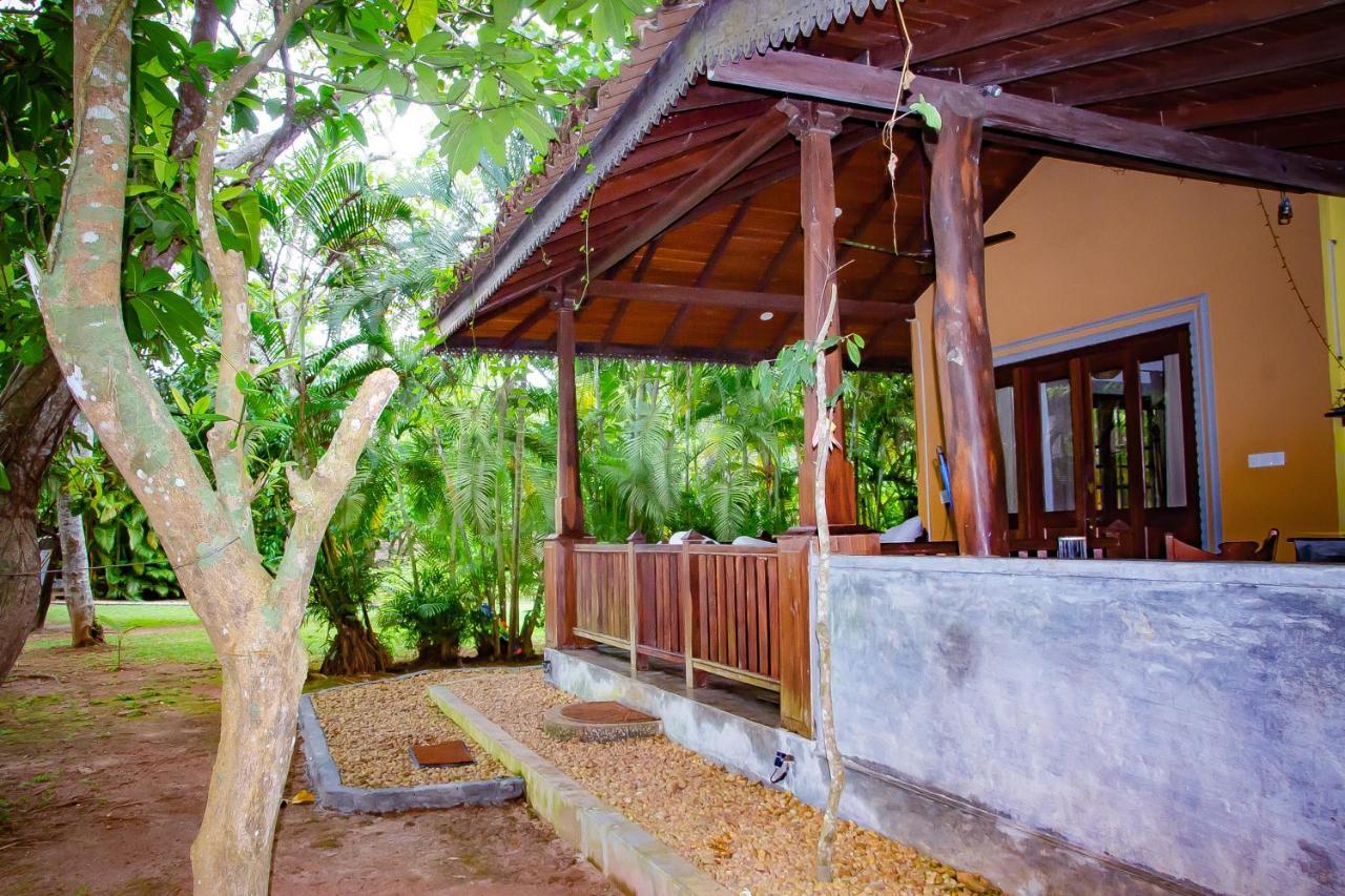 Birds Paradise Cabanas Unawatuna Eksteriør billede